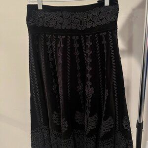 Black Velvet Embroidered Ralph Lauren Calf Length Skirt - Size 12